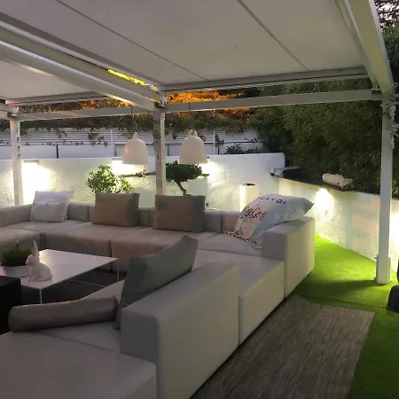 Villa La Lounge